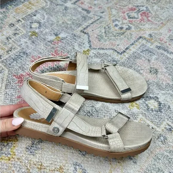 Yellow Box Weston Beige Adjustable Sandals Size 6 - Picture 7 of 11